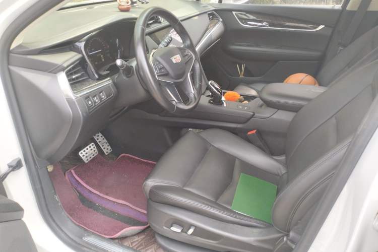 Used Cadillac XT5 2017 Anniversary Edition 25T Luxury Model