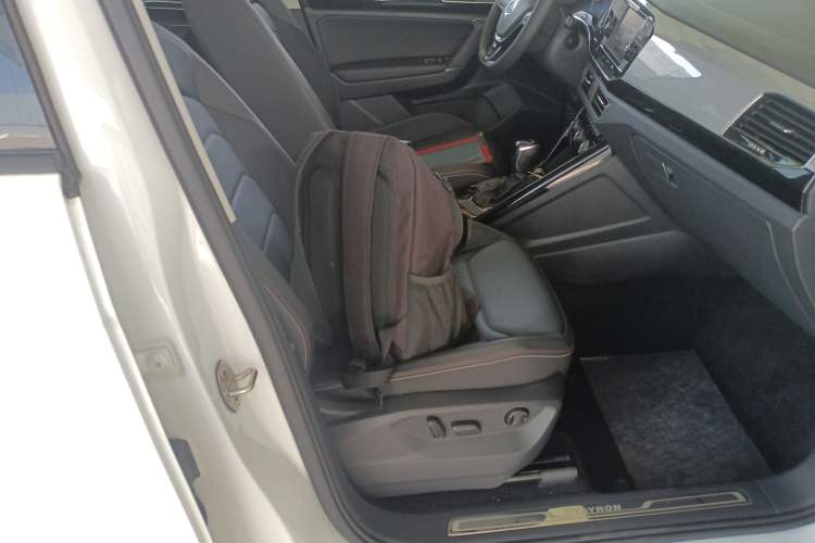 Used Volkswagen Tayron 2019 330TSI Two-Wheel Drive Luxury Model China VI Standard Right Front Seat