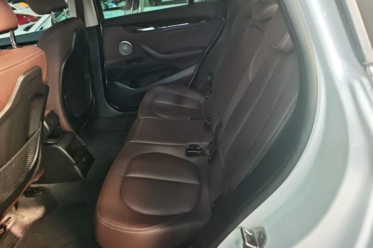 Used BMW X1 2022 sDrive20Li Fashion Model Left Rear Seat