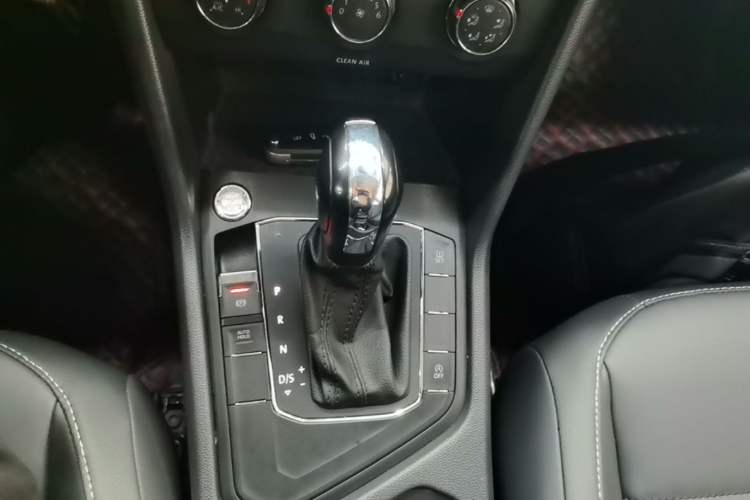 Used Volkswagen Tiguan L 2021 330TSI Automatic Two-Wheel Drive Comfort Edition
