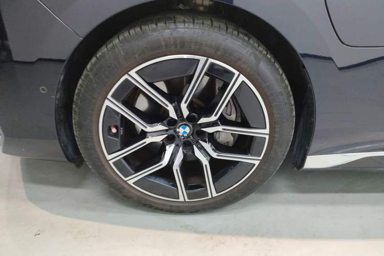Used BMW i7 2023 eDrive50L Leading M Sport Package