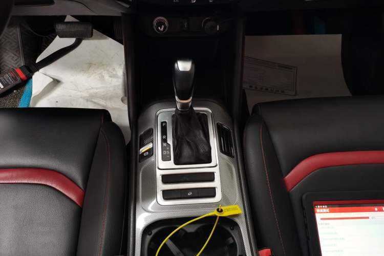 Used CHANGAN CS55 2018 1.5T Automatic Colorful Edition China V Standard