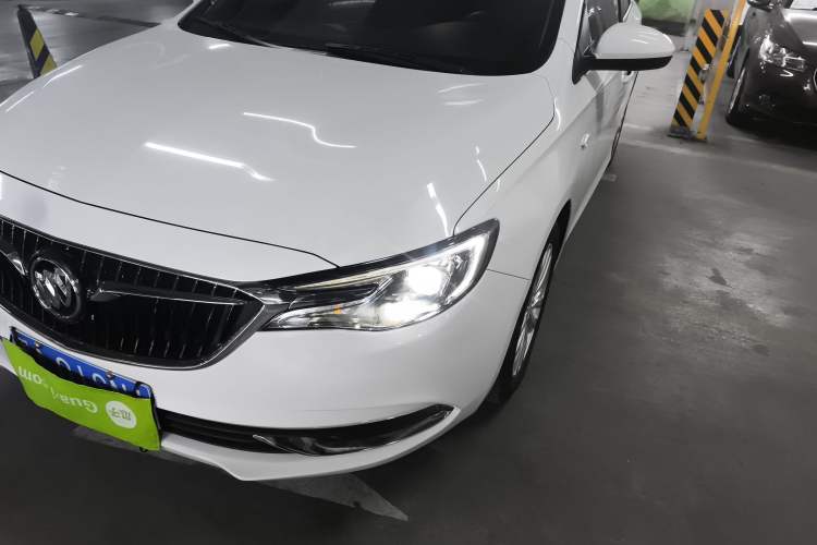 Used Buick GT 2021 Revised Version Flagship 1.5L Automatic Elite Edition Left Front Headlight