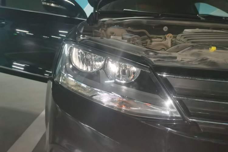 Used Volkswagen Sagitar 2018 1.6L Manual Comfort Model
