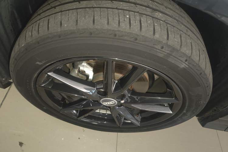 Used Audi Q2L 2021 35 TFSI Progressive Dynamic Edition