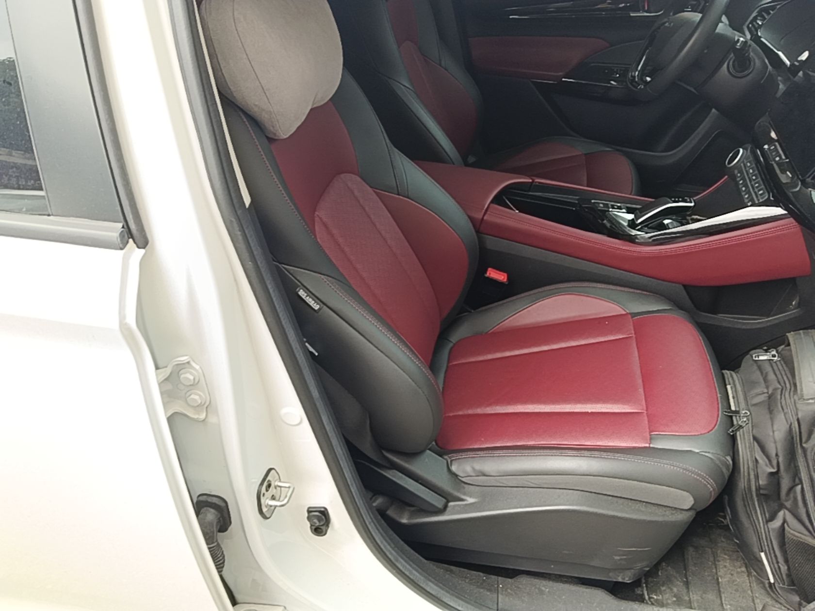 Dongfeng Aeolus AX7 2022 Mach Edition 1.5T DCT DF31 — снимка 19
