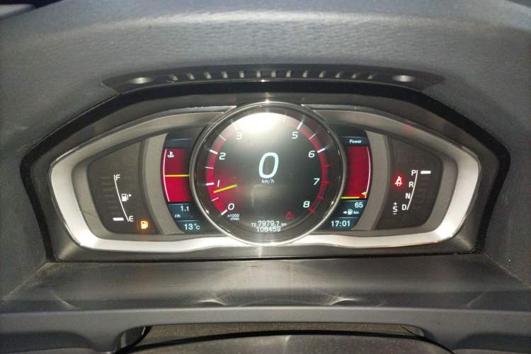 Used Volvo V60 2014 T5 Zhiya Edition