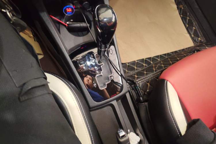 Used Dongfeng Aeolus AX3 2016 1.5L Automatic ZhiKu Model