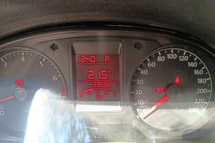 Used Volkswagen Jetta 2015 Value Edition 1.6L Automatic Fashion Version
