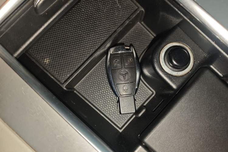 Used Mercedes-Benz GLK-Class 2015 GLK 300 4MATIC Fashion Edition Ultimate Version
