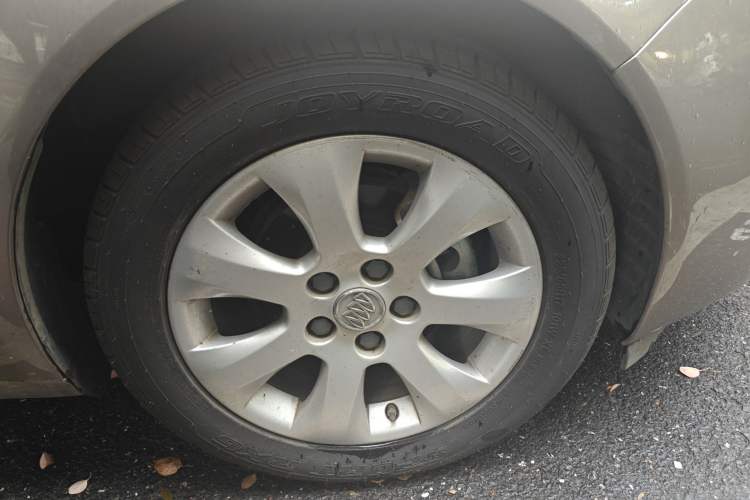 Used Buick Regal 2015 2.0L Leading Fashion Edition