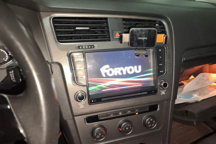 Used Volkswagen Golf 2015 1.4TSI Automatic Comfort Model
