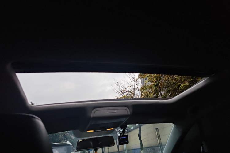 Used Volkswagen Sagitar 2014 Revised Version 1.6L Automatic Comfort Edition
