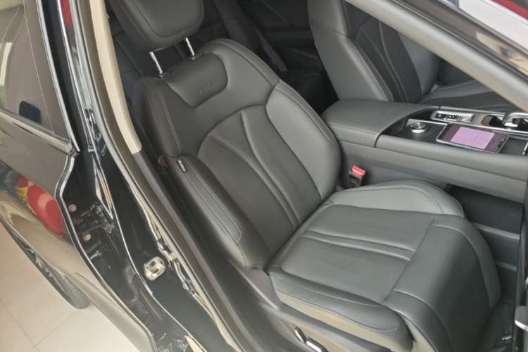 Used Dongfeng Aeolus Huge 2022 Mach Power 1.5T DareDrive Edition · Smart Right Front Seat