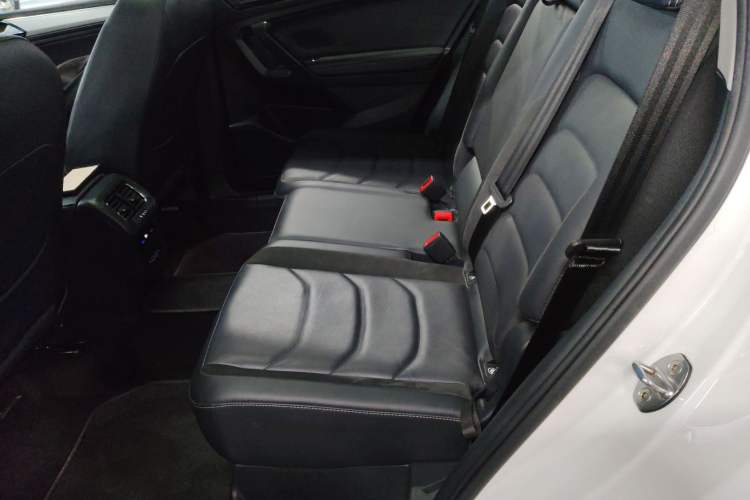 Used Volkswagen Tiguan L 2021 330TSI Automatic Two-Wheel Drive Smart Edition
