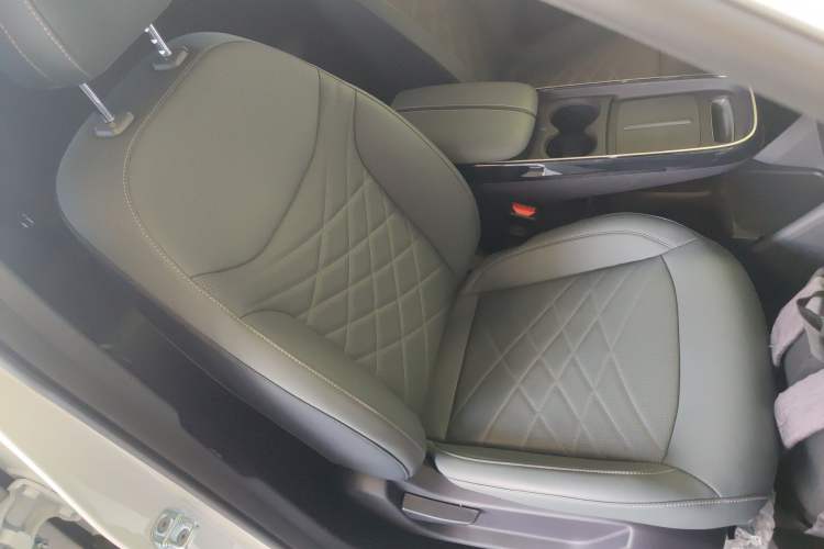 Used ARCFOX T1 2025 Model 425 PRO
