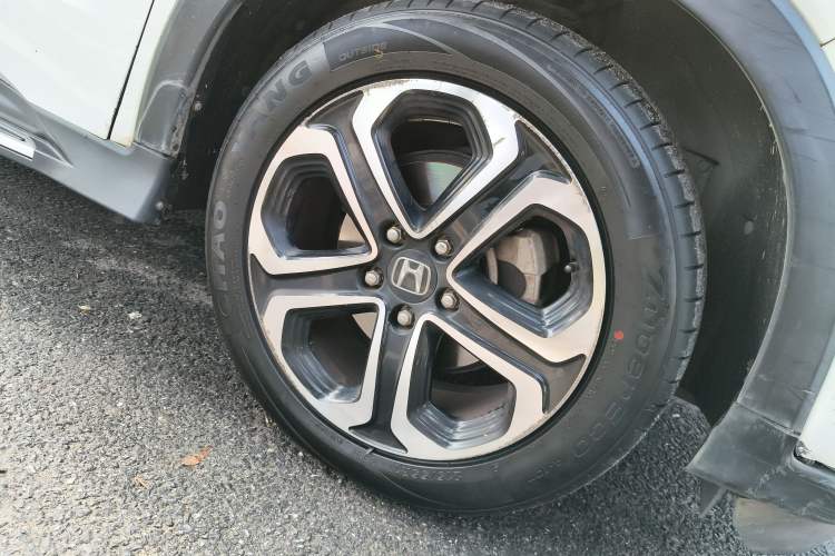 Used Honda XR-V 2017 1.8L EXi CVT Comfort Version Right Front Wheel Hub