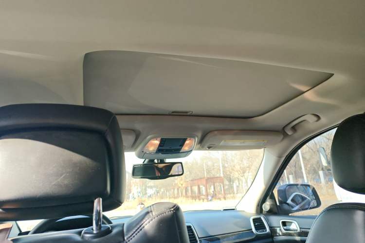 Used Jeep Grand Cherokee 2011 3.6L Comfort Edition