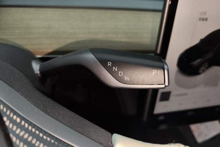 Used Tesla Model Y 2023 Rear-Wheel-Drive Version