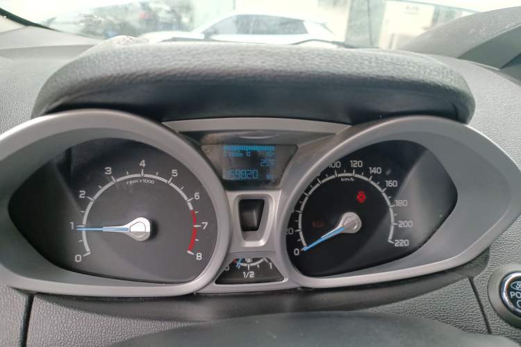 Used Ford EcoSport 2013 1.0L GTDi Manual Luxury Model
