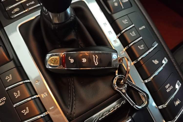 Used Porsche Macan 2017 Macan 2.0T
