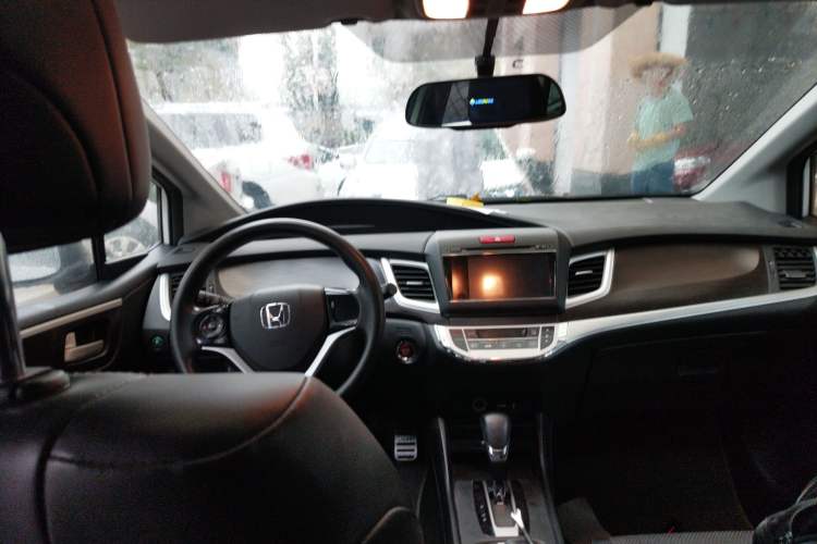 Used Honda Jade 2014 1.8L Automatic Comfort Elite Version 5 Seats