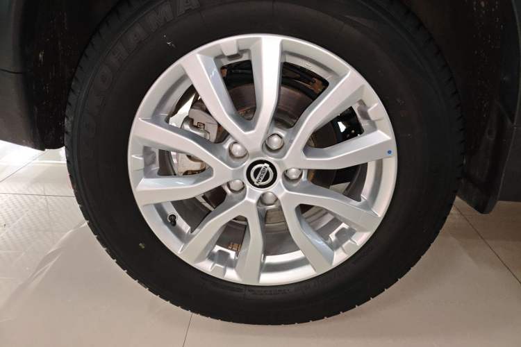 Used Nissan X-Trail 2023 Classic 2.0L Two-Wheel Drive Smart Connect & Comfort Edition
