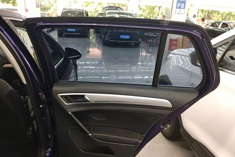 Used Volkswagen Golf Pure Electric 2020 Chari