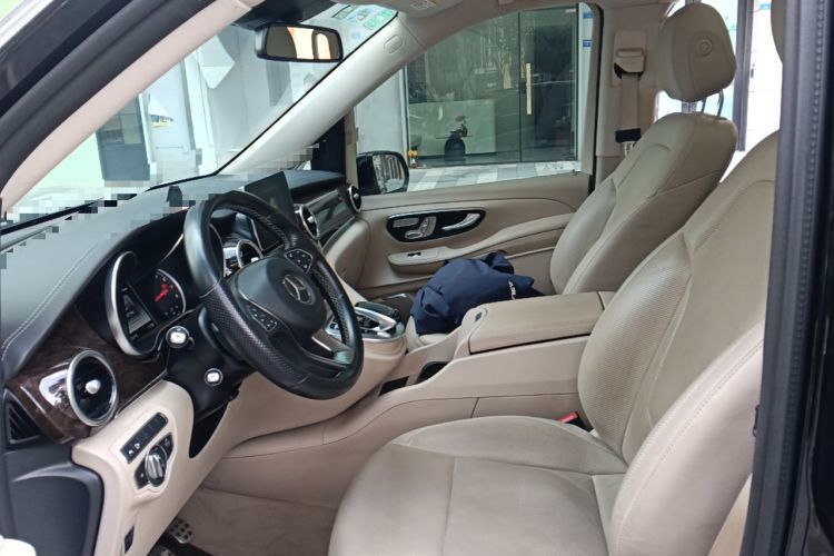 Used Mercedes-Benz V-Class 2017 V 260 Prestige Edition