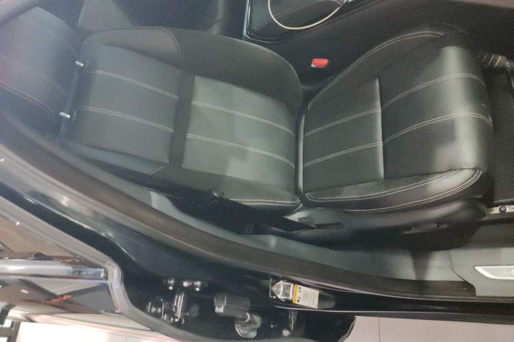 Used Land Rover Range Rover Velar 2017 P380 R-DYNAMIC SE
