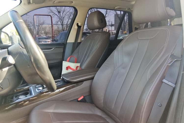 Used BMW X5 2017 xDrive35i Elegant Edition Left Front Seat