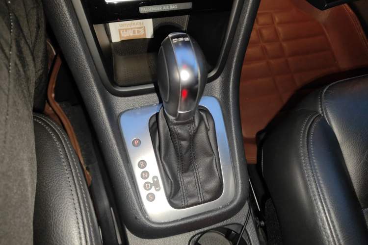 Used Volkswagen Sharan 2013 2.0 TSI Comfort Model
