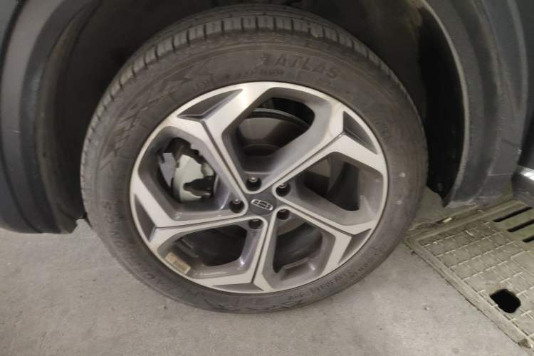 Used Geely Auto Monjaro L 2024 2.0TD DCT EVO Two-Wheel Drive Long-Range Version Exterior 2