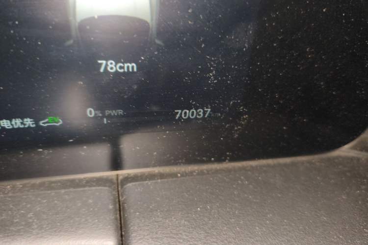 Used Hima AITO M5 2022 Range-Extended Rear-Drive Standard Version Odometer Close Up