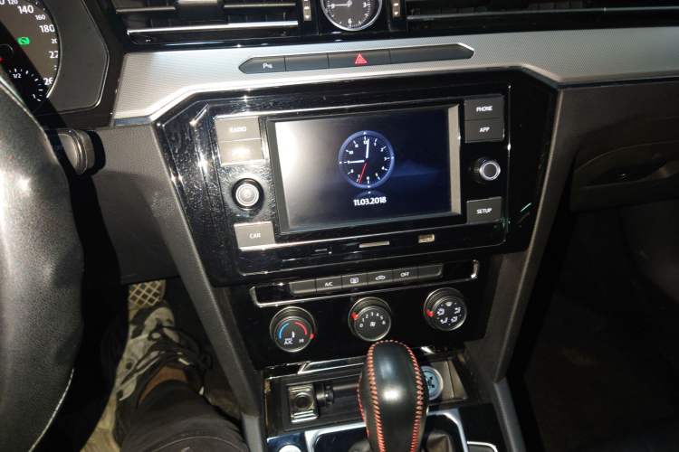 Used Volkswagen Magotan 2018 330TSI DSG Advanced Model
