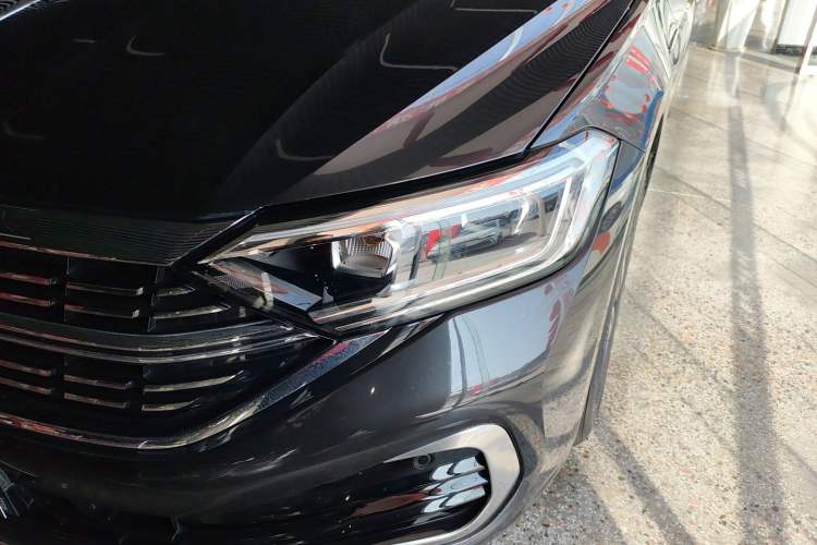 Used Volkswagen Sagitar 2025 Revised 300TSI DSG Excellence Edition