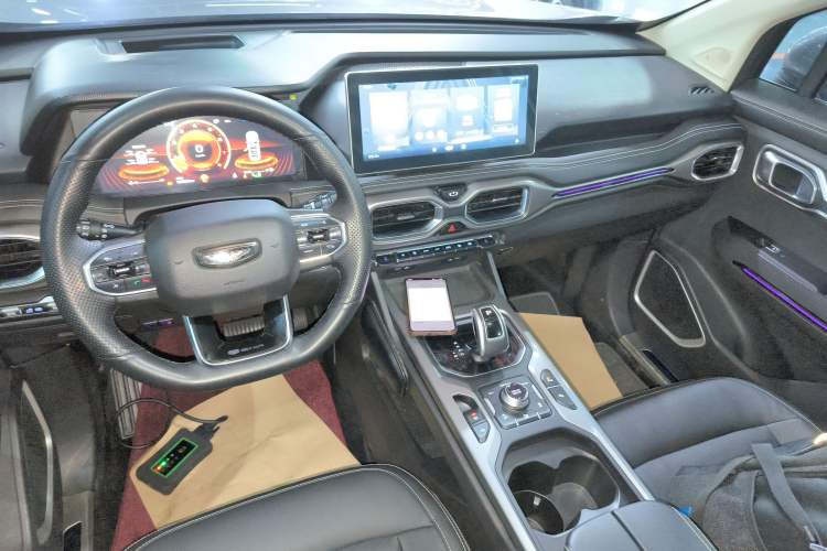 Used Geely Auto Haoyue 2020 1.8TD DCT Flagship 7-Seater Audio And AC Panel