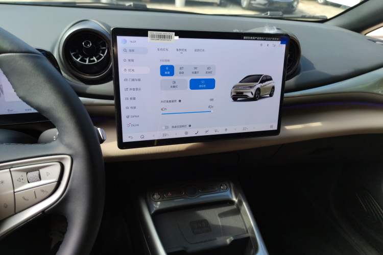 Used BYD Dolphin 2025 Intelligent Driving Version 410 km Fashion Edition Audio And AC Panel