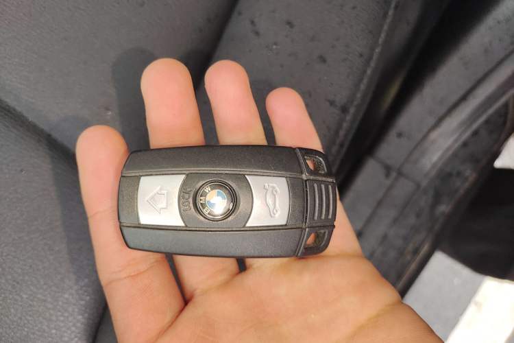 Used BMW X1 2015 sDrive18i Leading Edition