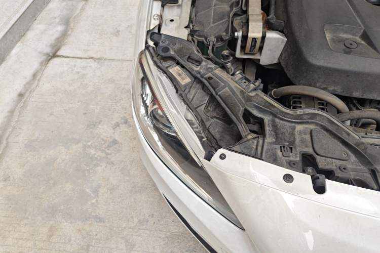 Used Volvo S60 2016 S60L T3 Smart Drive Edition Right Front Headlight