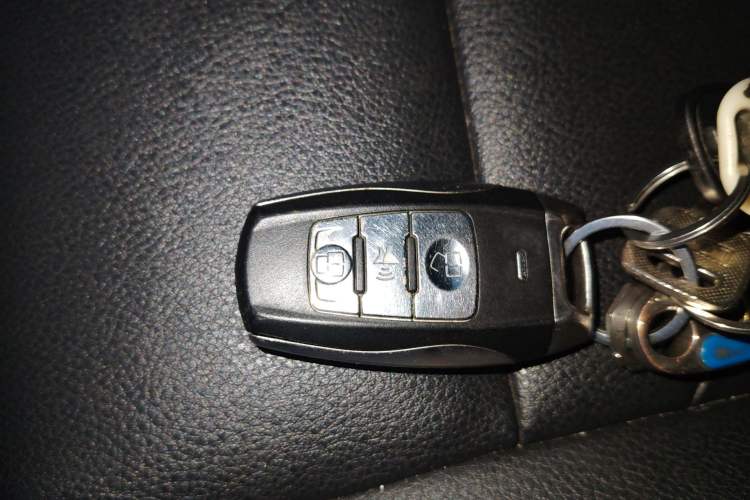 Used Haval H2 2017 Red-Label 1.5T Manual Two-Wheel-Drive Elite Model