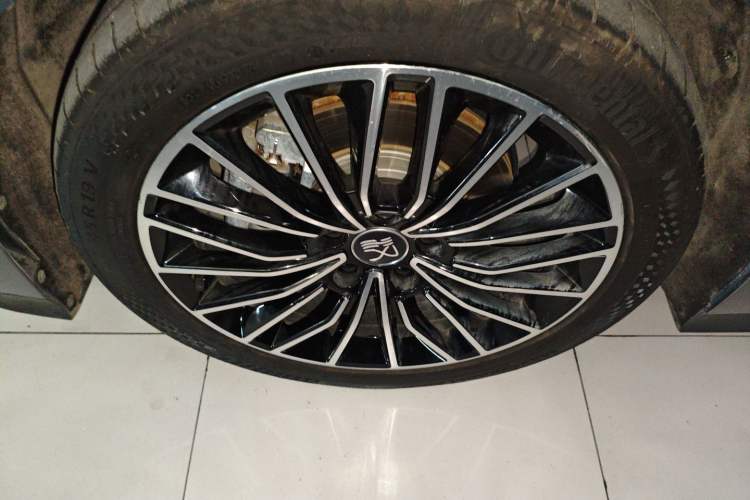 Used BYD Han 2022 DM-i 121KM Prestige Model