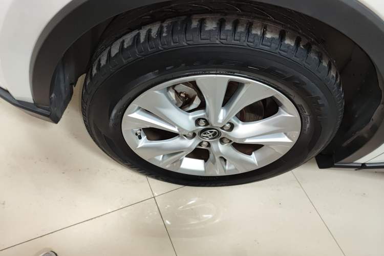 Used Toyota IZOA 2021 2.0L Enjoy Edition