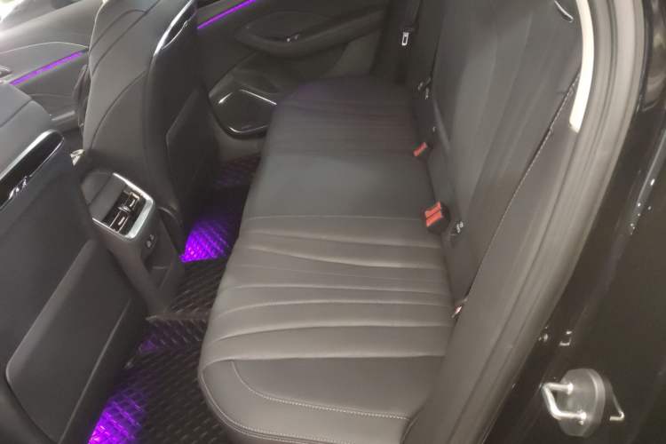 Used Hongqi H5 2024 2.0T Automatic Smart Connect Flagship Edition