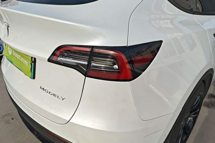 Used Tesla Model Y 2022 Rear-Wheel-Drive Version