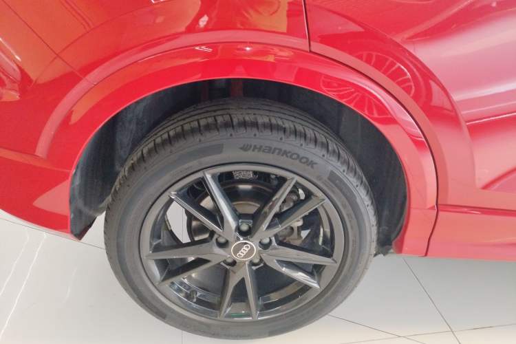 Used Audi Q2L 2022 35 TFSI Progressive Dynamic Edition Exterior 5