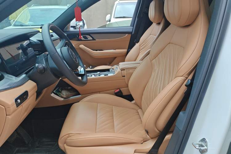 Used Lynk & Co 09 2024 2.0T Four-Wheel Drive Sport Edition Five Seats Left Front Seat