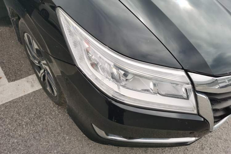 Used Honda Crider 2016 1.8L CVT Luxury Edition
