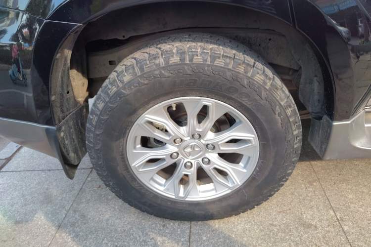 Used JMC Yusheng S350 2016 2.0T Automatic All-Wheel Drive Gasoline Luxury Edition 5 Seats