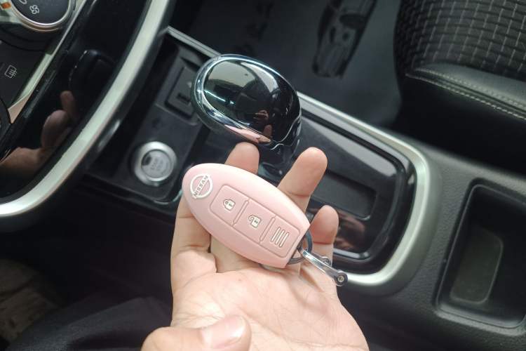 Used Nissan Tiida 2019 1.6L CVT Smart Drive Version China VI Standard
